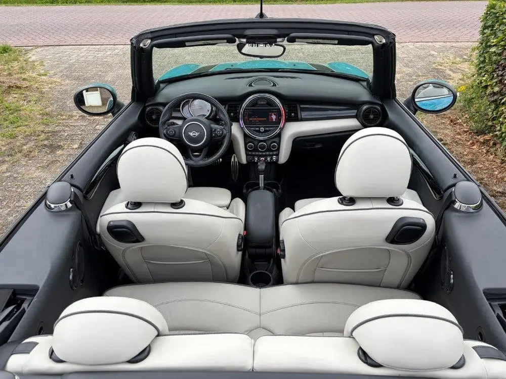 Mini Cooper 2.0 Cooper S Cabrio Chili 2019 JCW Pakket uit 2019, foto 13