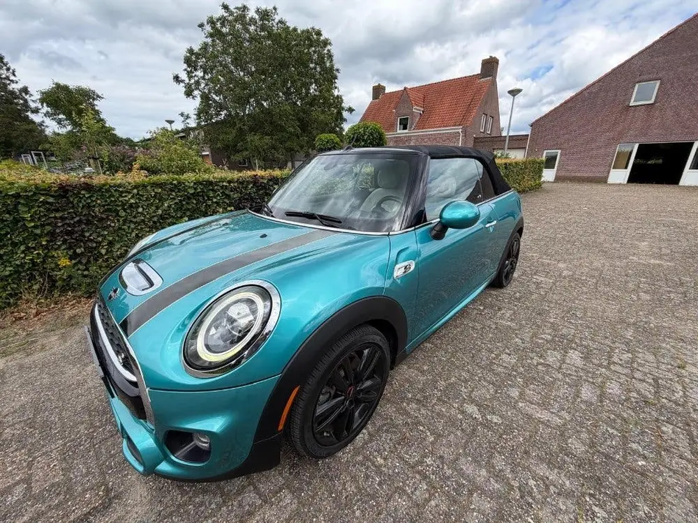 Mini Cooper 2.0 Cooper S Cabrio Chili 2019 JCW Pakket uit 2019, foto 2