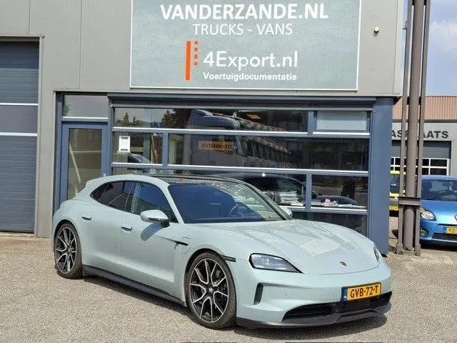 Porsche Taycan Sport Turismo 105KWh 435pk 2024 Groen uit 2024