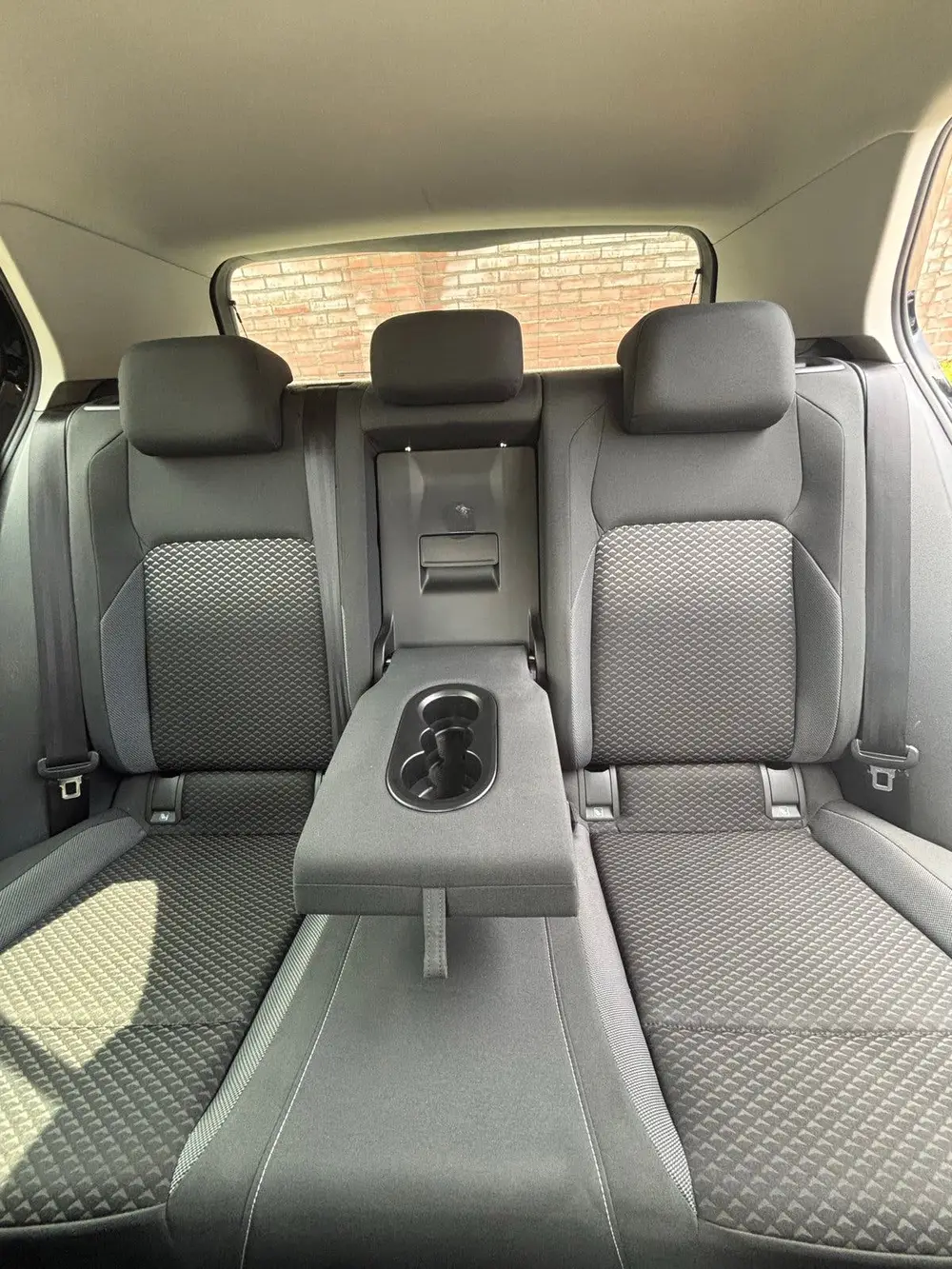 Volkswagen Golf 1.0 TSI 110pk 2021 Zwart uit 2021, foto 15