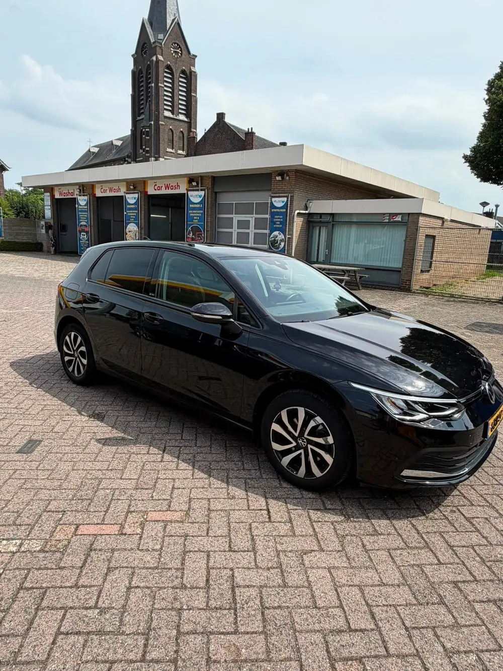 Volkswagen Golf 1.0 TSI 110pk 2021 Zwart uit 2021, foto 4