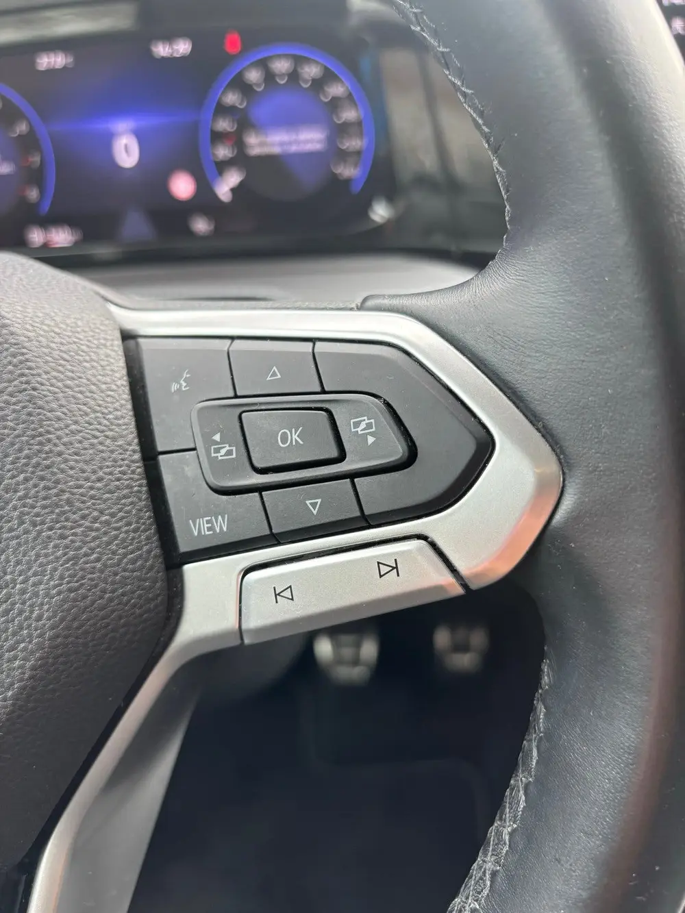 Volkswagen Golf 1.0 TSI 110pk 2021 Zwart uit 2021, foto 9
