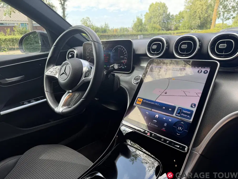 Mercedes-Benz C-Klasse Mercedes C-klasse Estate 300 e Business Li uit 2023, foto 13