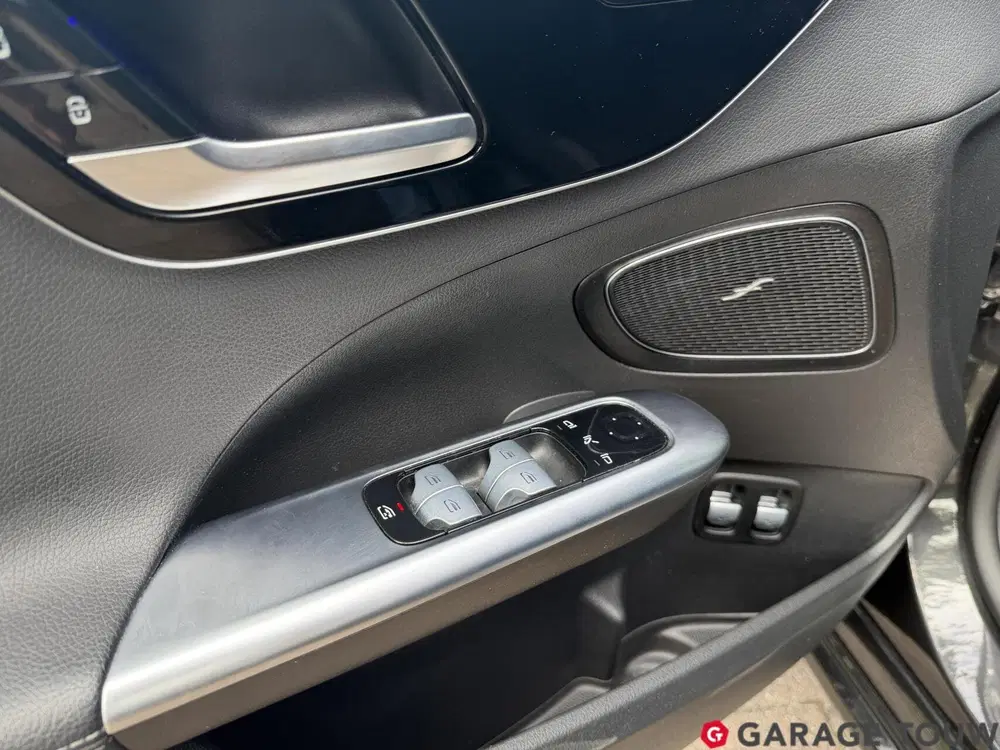 Mercedes-Benz C-Klasse Mercedes C-klasse Estate 300 e Business Li uit 2023, foto 15