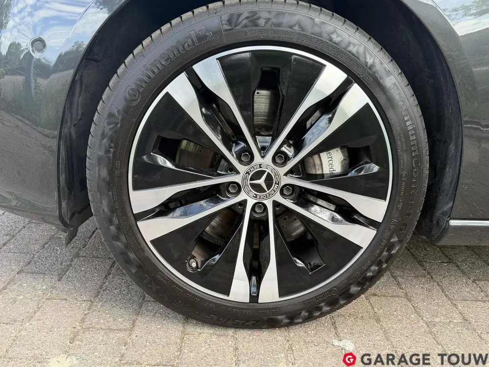 Mercedes-Benz C-Klasse Mercedes C-klasse Estate 300 e Business Li uit 2023, foto 4
