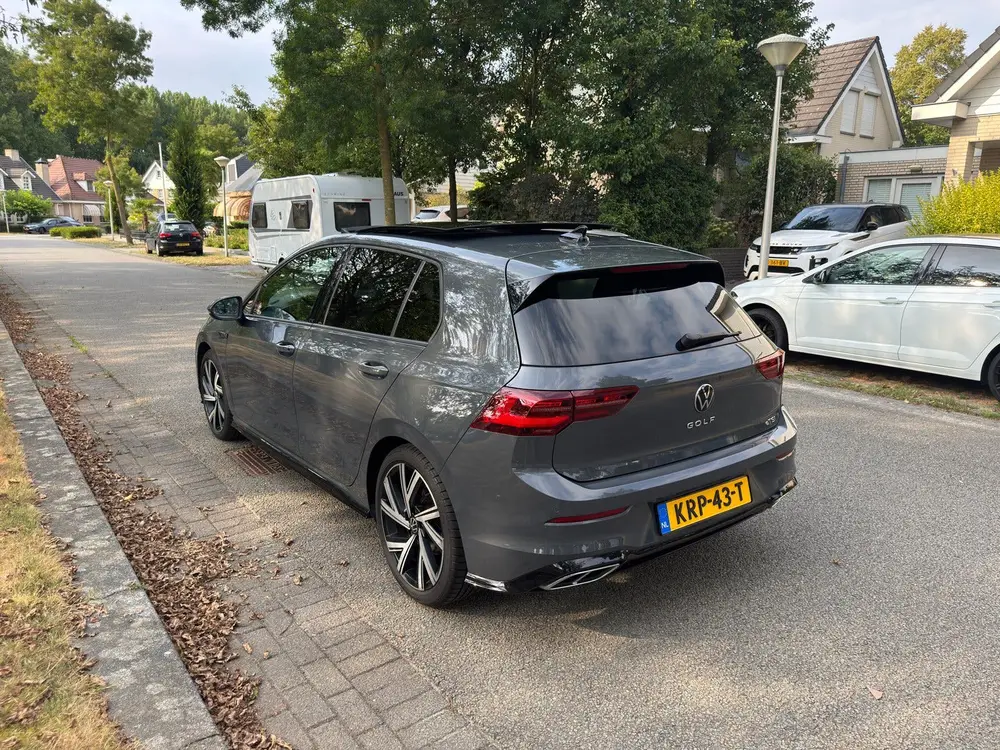 Volkswagen Golf 1.5 eTSI R-Line DSG Pano Harman IQ.Light uit 2021, foto 5