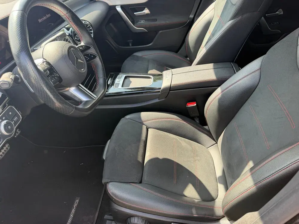 Mercedes-Benz CLA CLA 180 Shootingbrake 2023 Zwart Pano BTW uit 2023, foto 8