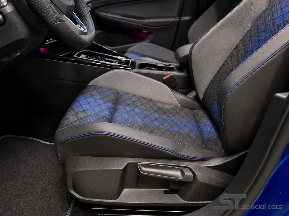 Volkswagen Golf 2.0 TSI R 4Motion Performance|333|Pano|Estor uit 2023, foto 10