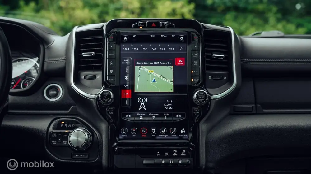 Dodge Ram 1500 Crew Cab 4x4 uit 2021, foto 15