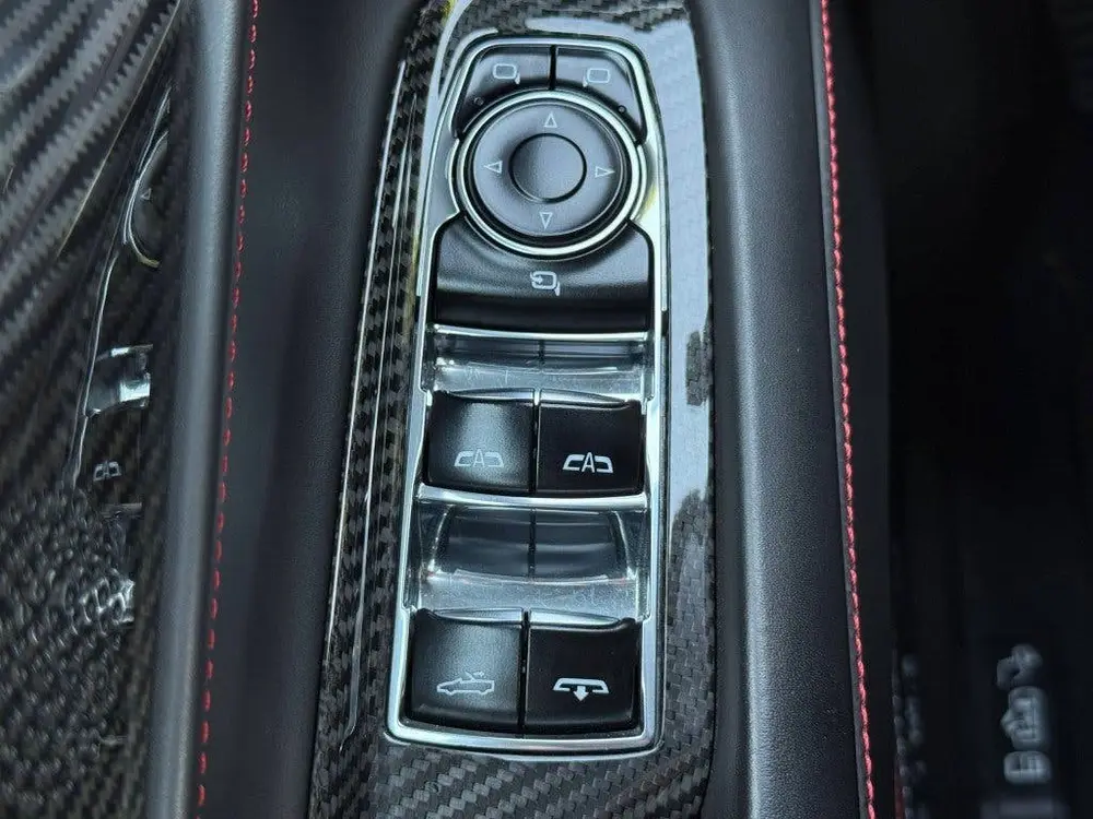 Chevrolet Corvette C8 Convertible Stingray R 6.2L V8 uit 2021, foto 16