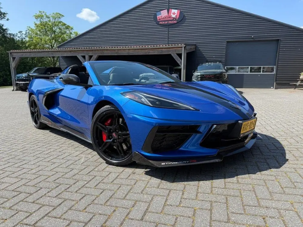 Chevrolet Corvette C8 Convertible Stingray R 6.2L V8 uit 2021, foto 2