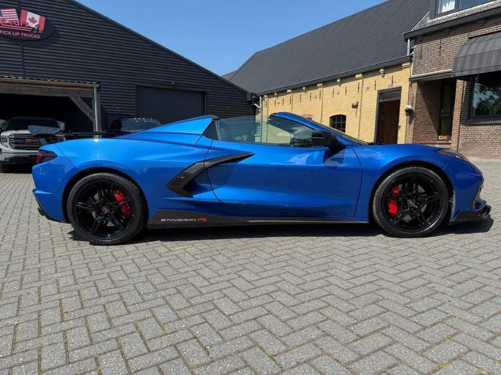 Chevrolet Corvette C8 Convertible Stingray R 6.2L V8 uit 2021, foto 3