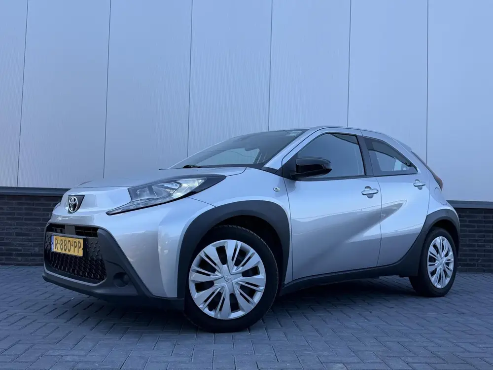 Toyota Aygo X 1.0 VVT-i MT Play uit 2023