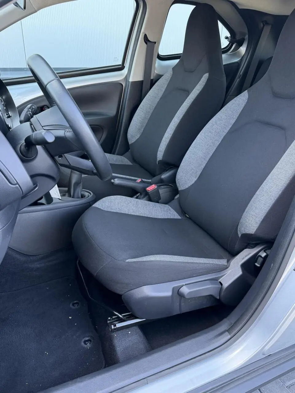 Toyota Aygo X 1.0 VVT-i MT Play uit 2023, foto 12