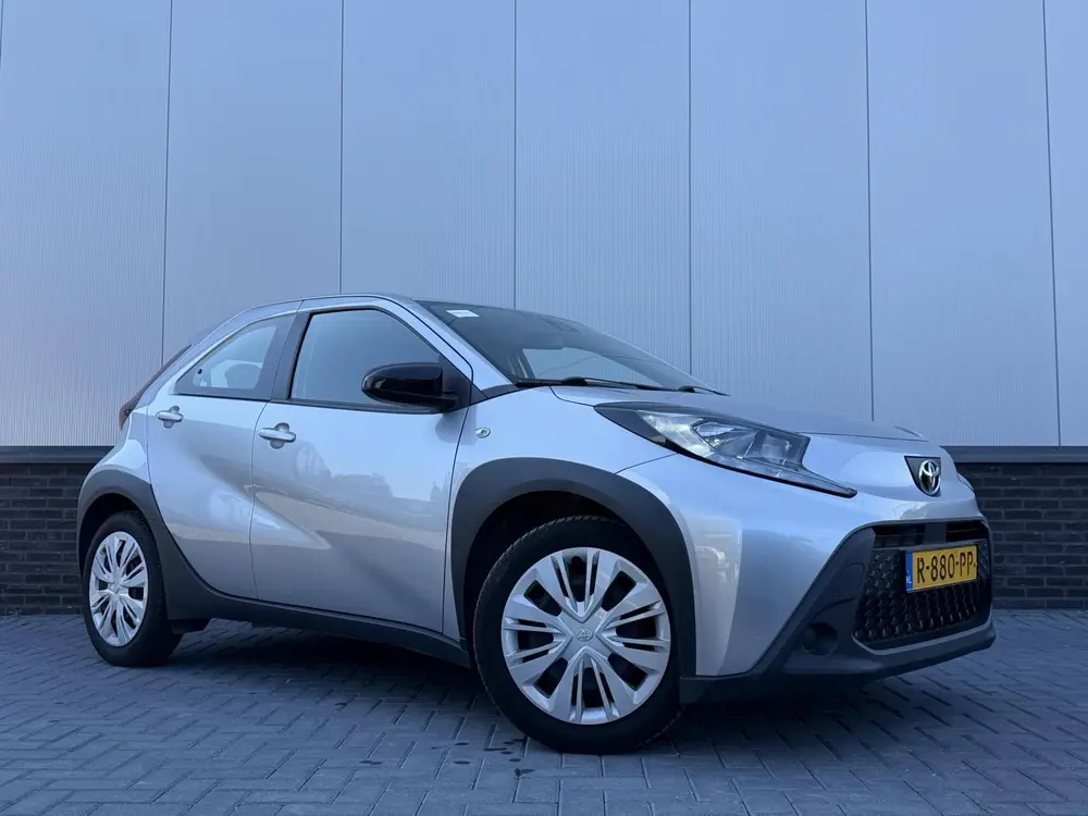 Toyota Aygo X 1.0 VVT-i MT Play uit 2023, foto 3