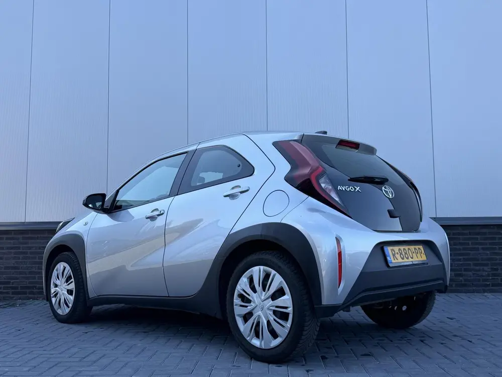 Toyota Aygo X 1.0 VVT-i MT Play uit 2023, foto 6