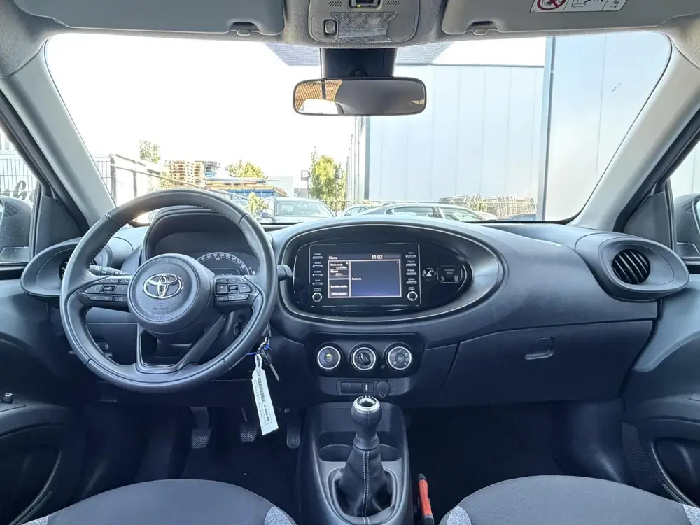Toyota Aygo X 1.0 VVT-i MT Play uit 2023, foto 9