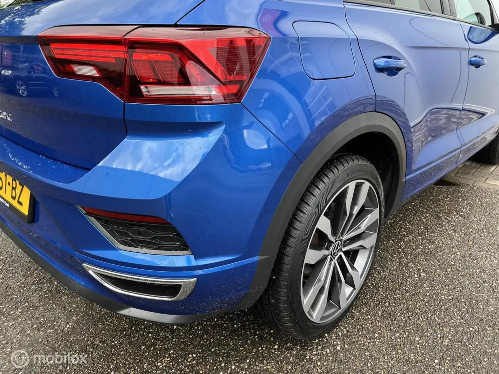 Volkswagen T-Roc 1.5 TSI DSG R-line/CARPLAY/CLIMA/LED/CAMERA uit 2021, foto 20