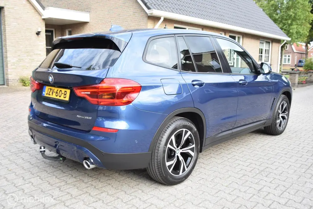 BMW X3 X Drive20i Exe Aut uit 2019, foto 4