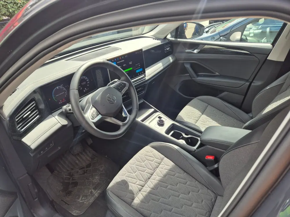 Volkswagen Tiguan VW Tiguan 1.5 Plug in HYBRIDE 204pk Dsg-6 2024 40 kW /120km uit 2024, foto 9