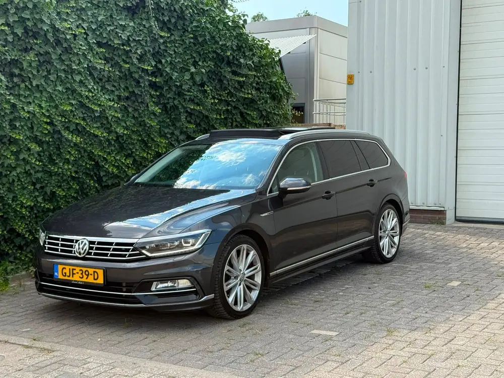 Volkswagen Passat Variant Passat 2.0 Bitdi 240pk  4Motion 2019 |R-line| uit 2019, foto 4