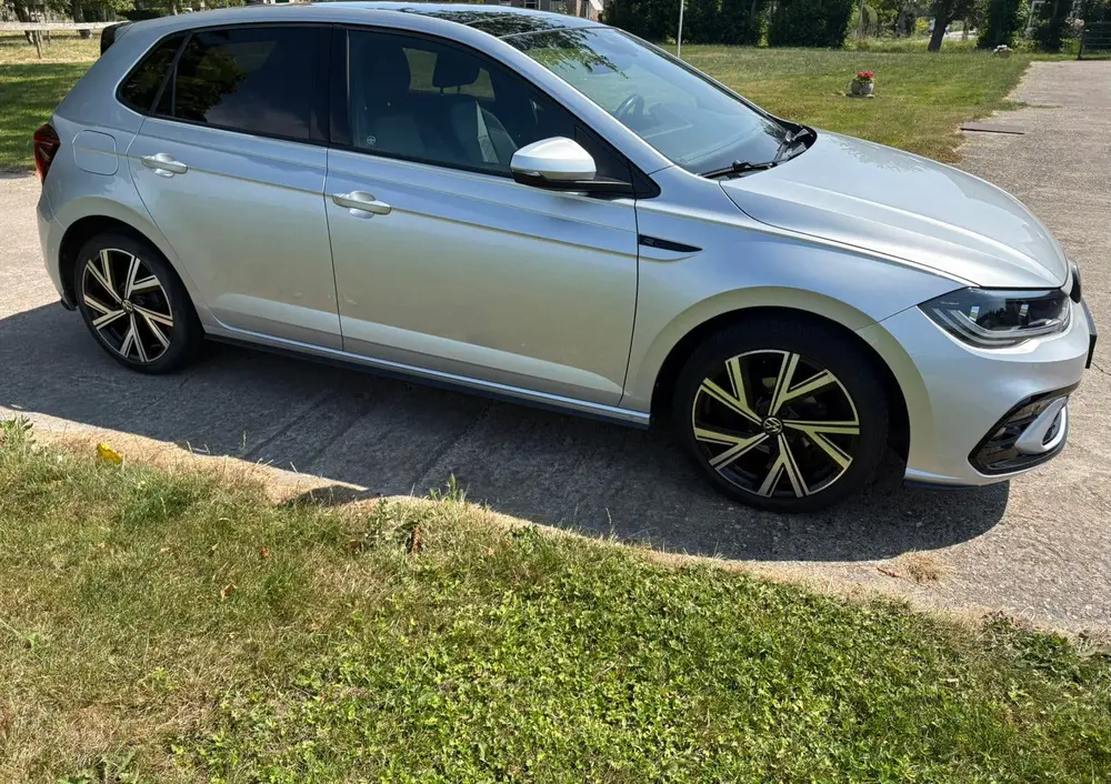 Volkswagen Polo Grijs 1,0 tsi automaat weinig kilometers. uit 2021, foto 4