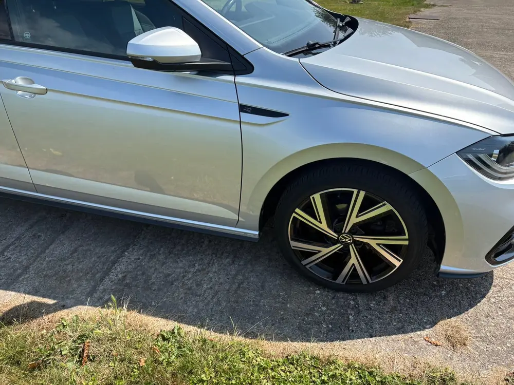 Volkswagen Polo Grijs 1,0 tsi automaat weinig kilometers. uit 2021, foto 5