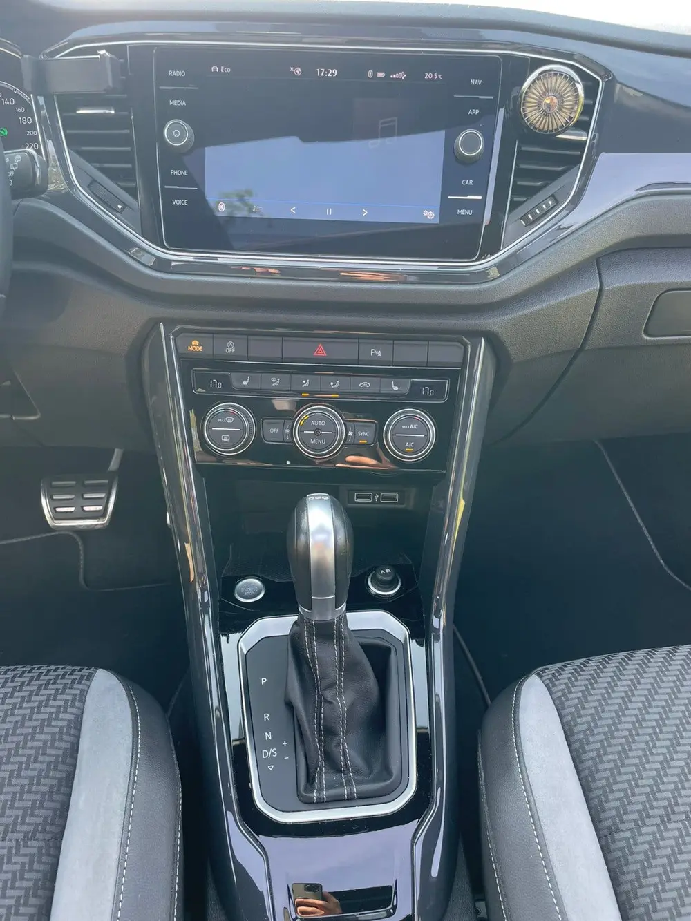 Volkswagen T-Roc 1.5 TSI 150pk 7-DSG 2019 Grijs uit 2019, foto 13