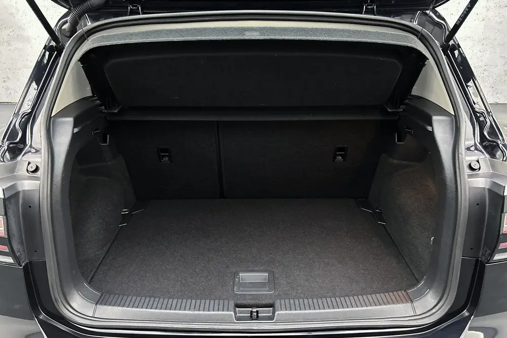 Volkswagen T-Cross 1.0 TSI Life | Adaptieve cruise control | uit 2022, foto 16