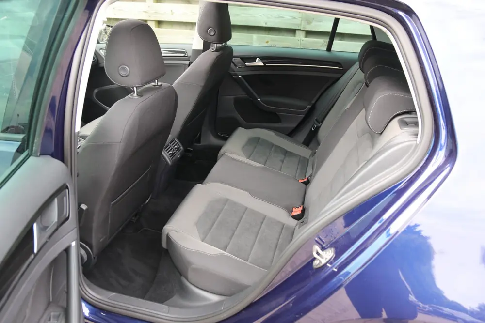 Volkswagen Golf 1.5 TSI Highline / Panoramadak / Cruise / Cl uit 2020, foto 13