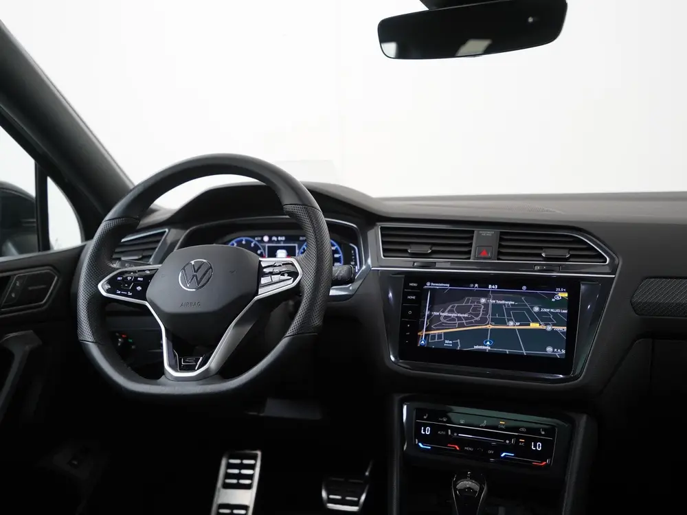Volkswagen Tiguan Allspace 1.5 TSI R-Line DSG | 7 Persoons | uit 2022, foto 6