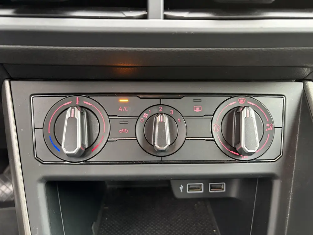 Volkswagen Polo 1.0 TSI Comfortline Business | Airco | Licht uit 2020, foto 17