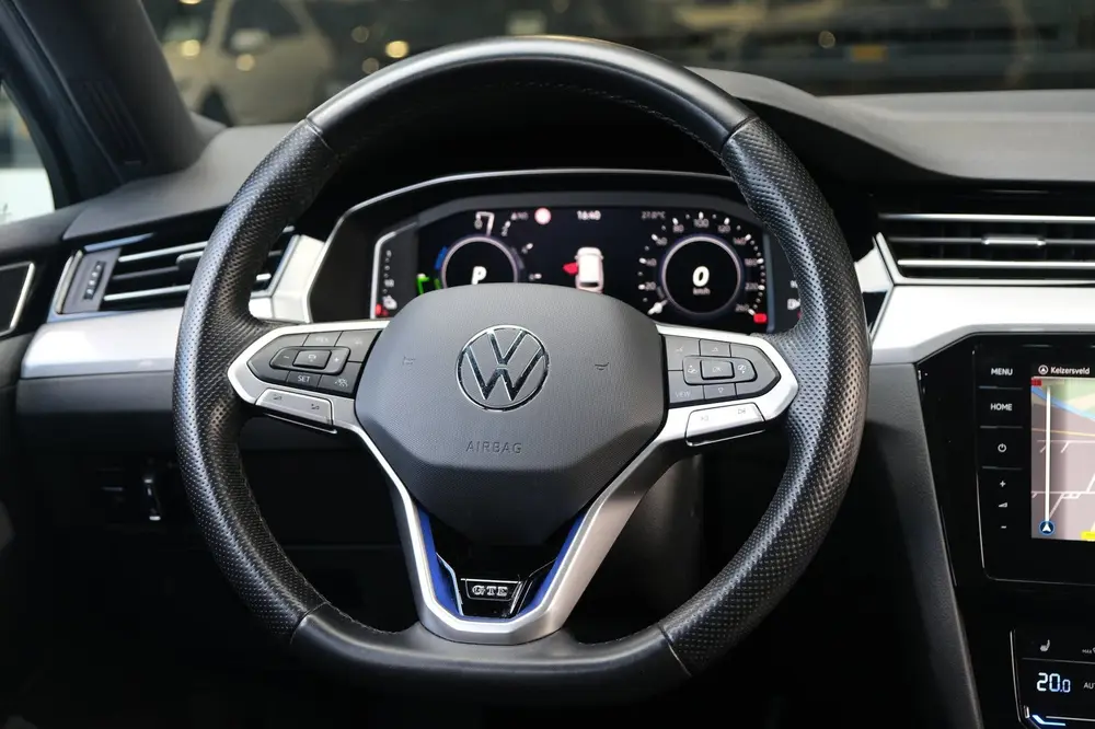 Volkswagen Passat 1.4 TSI PHEV GTE 218 PK Pano Trek Virtual uit 2020, foto 13