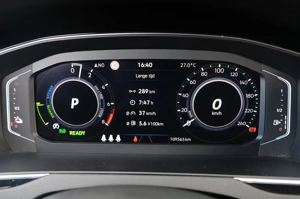 Volkswagen Passat 1.4 TSI PHEV GTE 218 PK Pano Trek Virtual uit 2020, foto 18