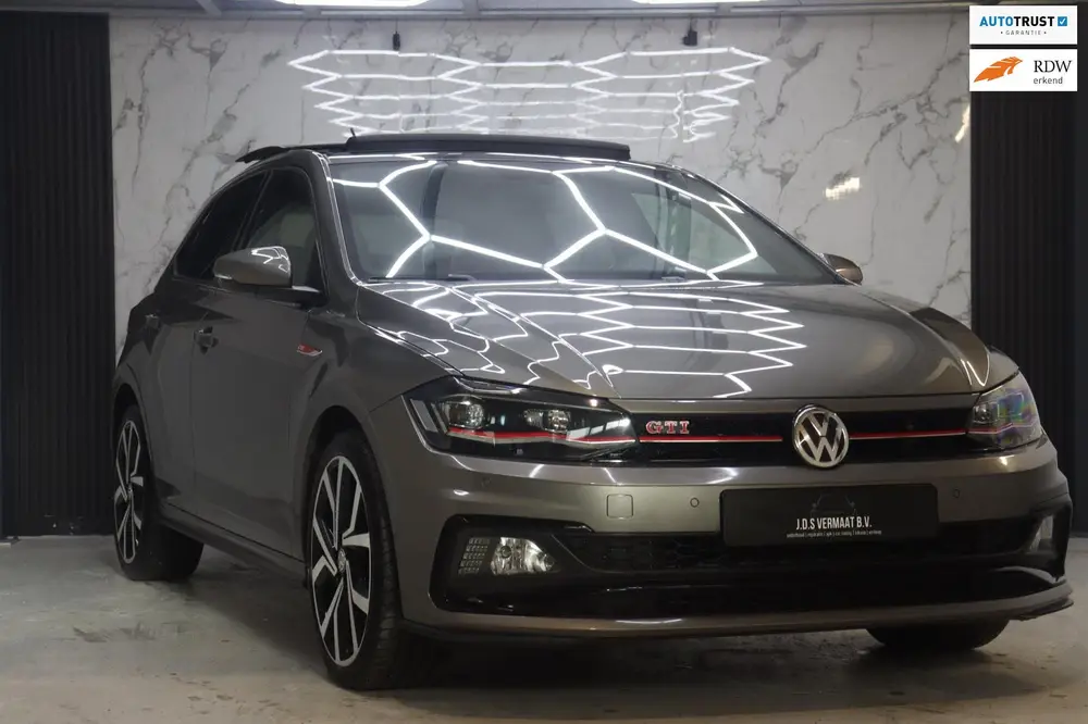 Volkswagen Polo 2.0 TSI GTI Pano ACC uit 2019