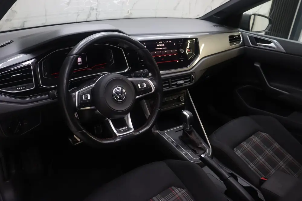 Volkswagen Polo 2.0 TSI GTI Pano ACC uit 2019, foto 14