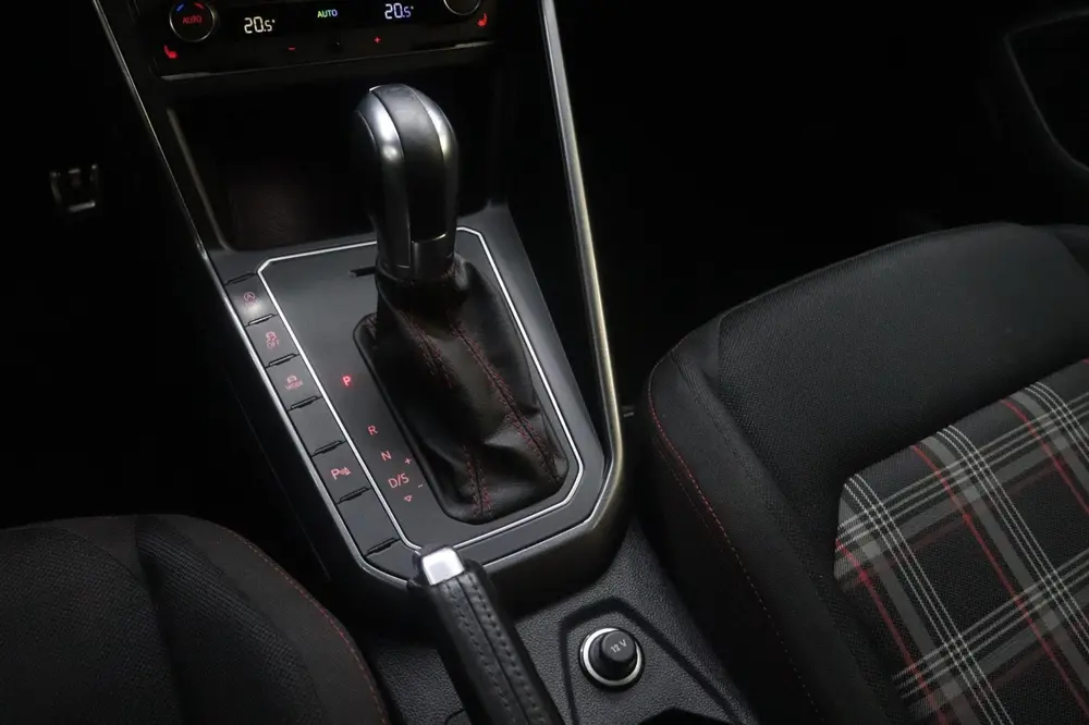 Volkswagen Polo 2.0 TSI GTI Pano ACC uit 2019, foto 19
