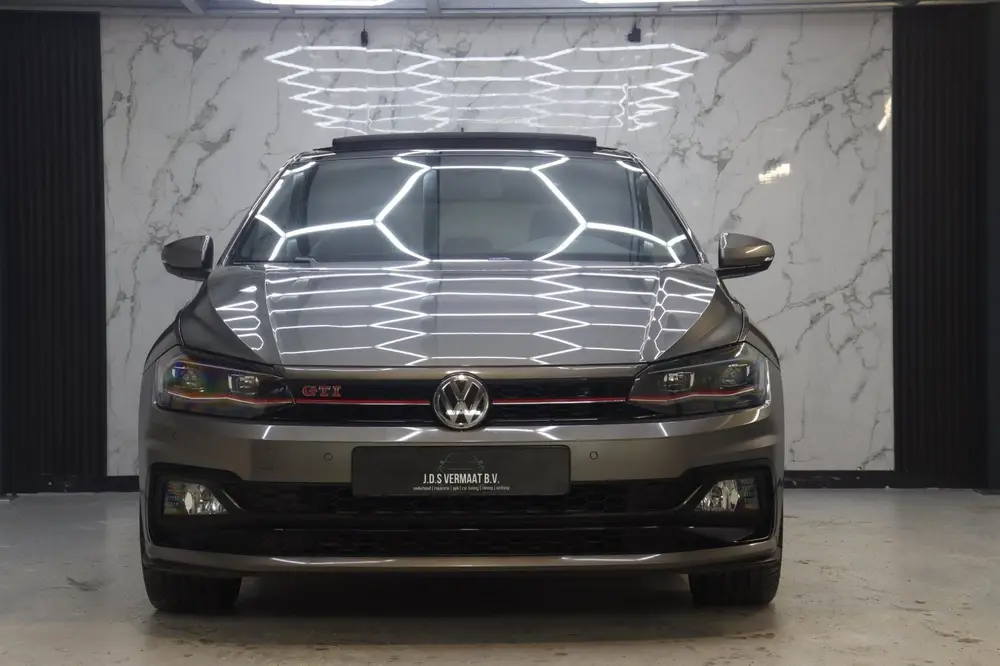 Volkswagen Polo 2.0 TSI GTI Pano ACC uit 2019, foto 2