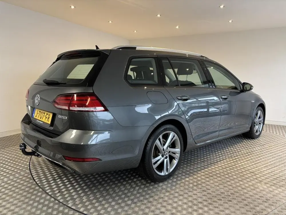 Volkswagen Golf Variant 1.5 TSI ComforLine Business 17" inch uit 2020, foto 6