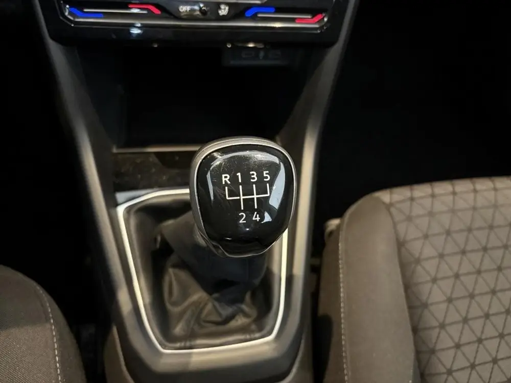 Volkswagen T-Cross 1.0 TSI Life Trekhaak, Parkeersensoren, A uit 2021, foto 17