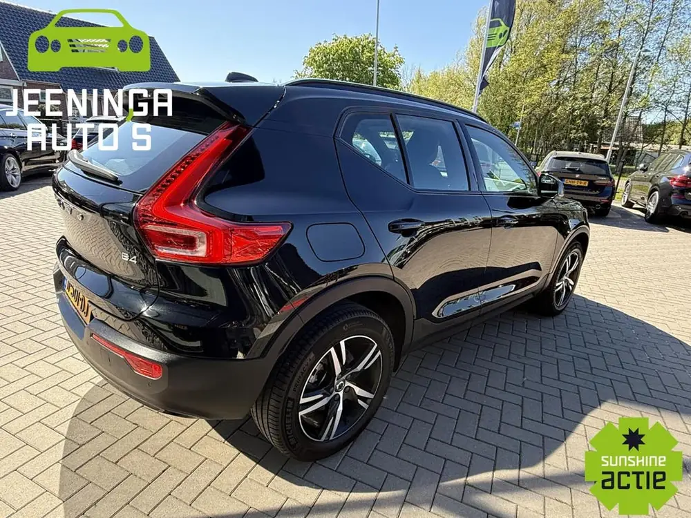 Volvo XC40 2.0 B4 R-Design|MildHybride|ACC|Camera|Stoelverwa uit 2021, foto 3