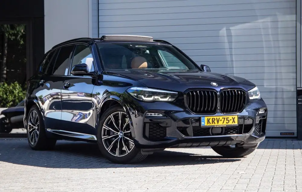 BMW X5 XDrive45e High Executive / Pano / Trekhaak / Stoelkoe uit 2020, foto 2