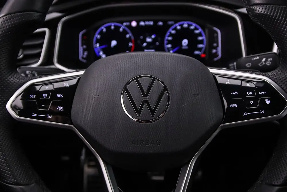 Volkswagen T-Roc R-Line 1.5 TSI 150pk DSG Automaat Adaptive uit 2022, foto 16