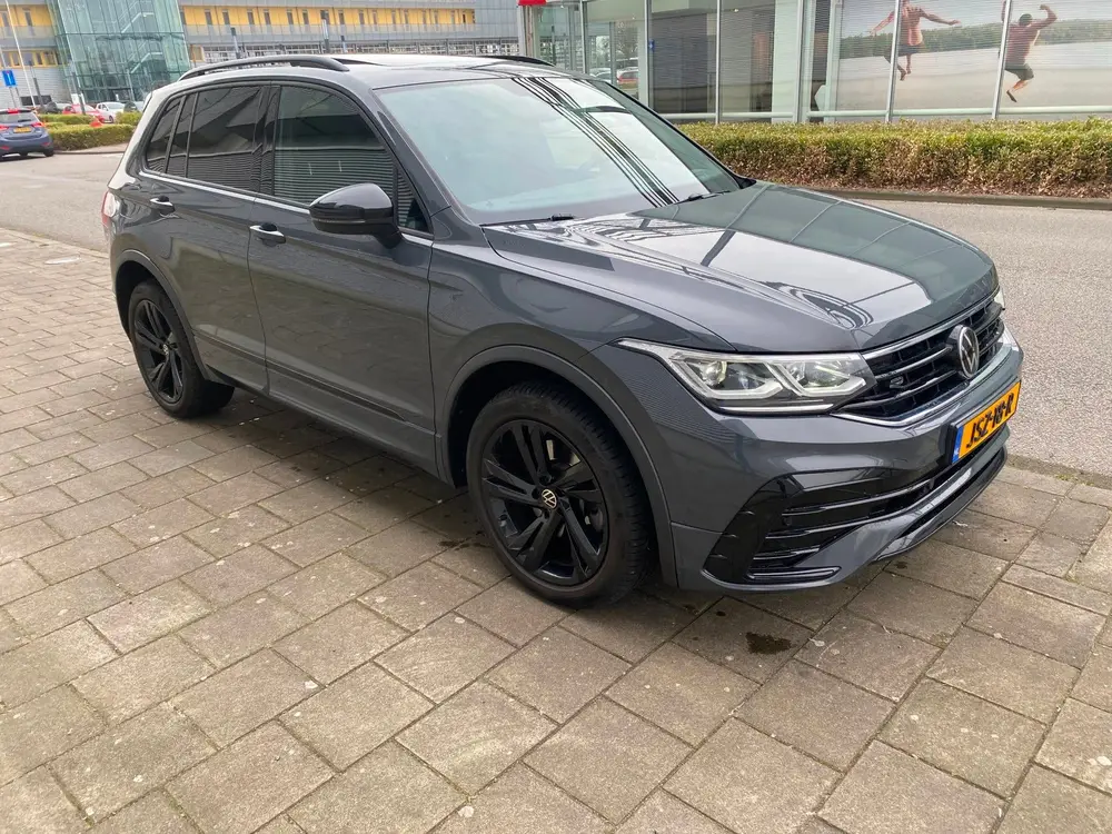 Volkswagen TIGUAN 1.4 TSI eHybrid R-Line Business+met panoda uit 2022, foto 4