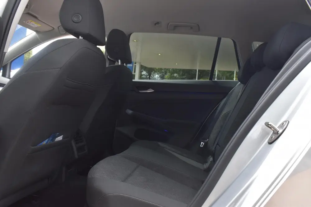 Volkswagen Golf Variant 1.0 TSI Life Business BSM | Navigati uit 2021, foto 6