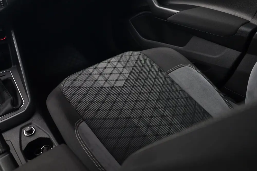 Volkswagen Taigo 1.0 TSI R-Line Business / Carplay / Camera uit 2022, foto 12