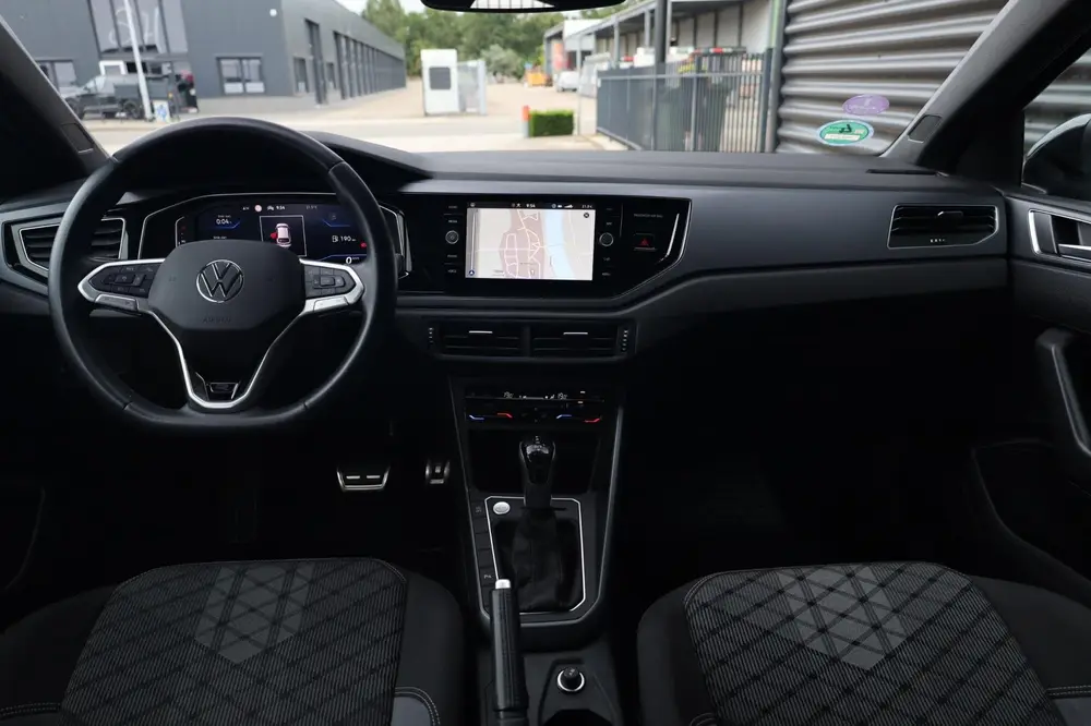 Volkswagen Taigo 1.0 TSI R-Line Business / Carplay / Camera uit 2022, foto 9