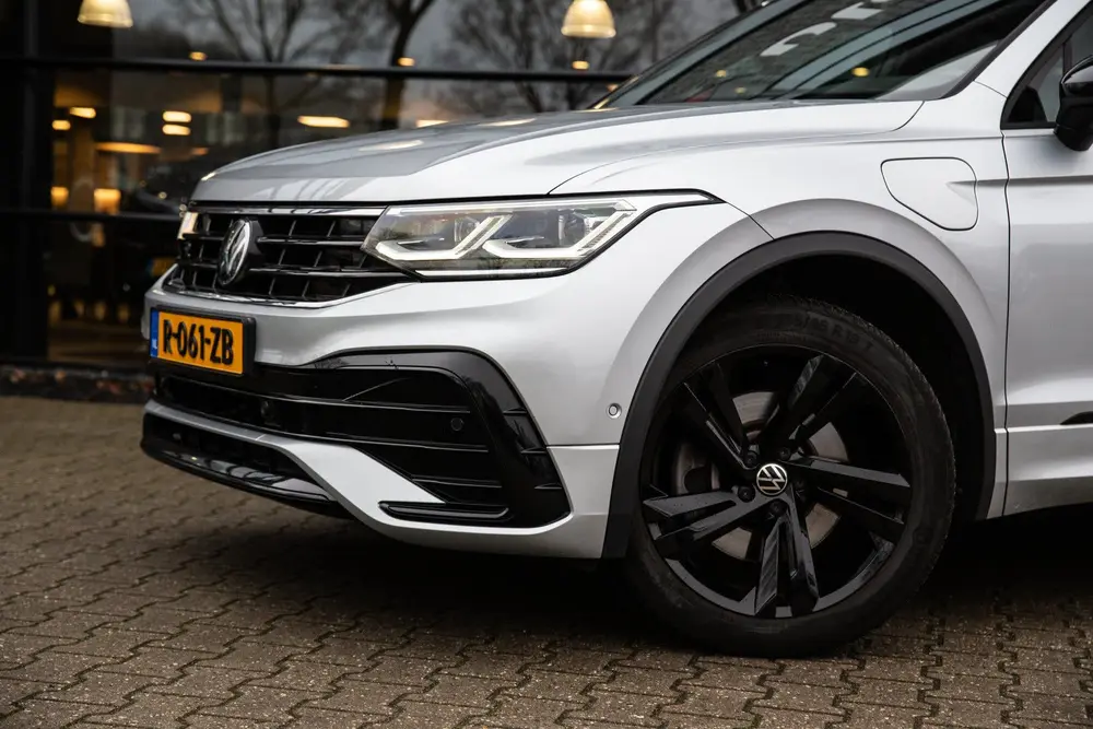 Volkswagen Tiguan 1.4 TSI eHybrid R-Line Business+ , Pano, A uit 2023, foto 9