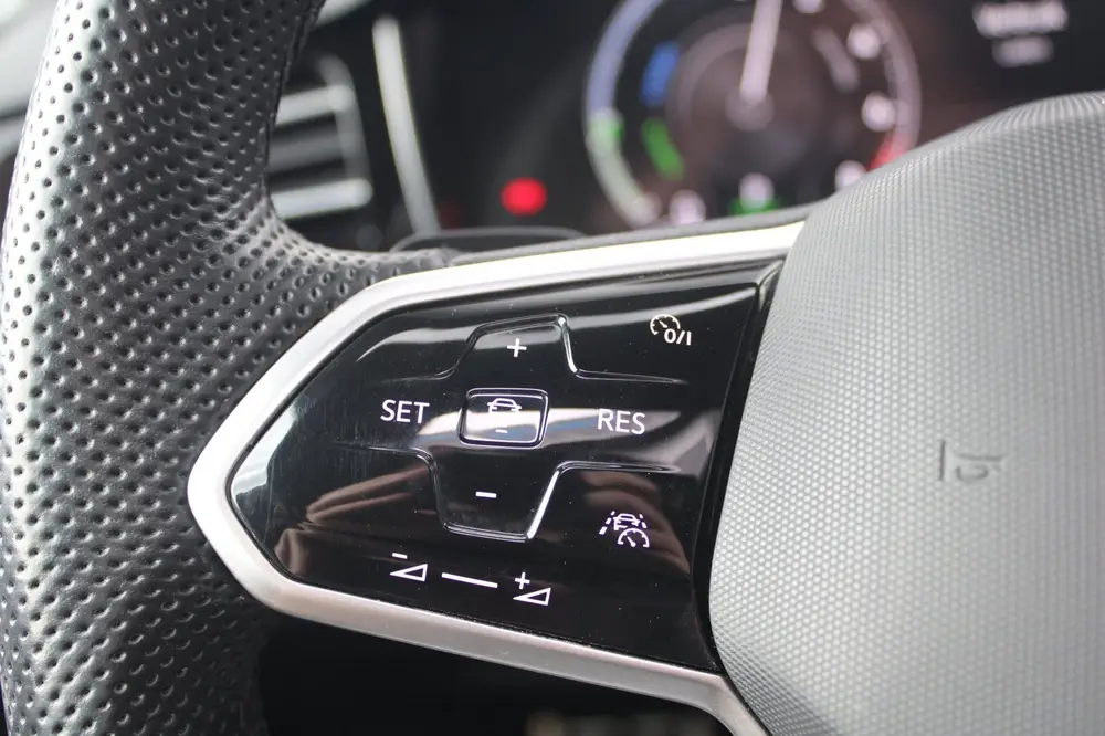 Volkswagen Touareg 3.0 TSi eHybrid 462pk 4MOTION R | Pano | uit 2020, foto 14