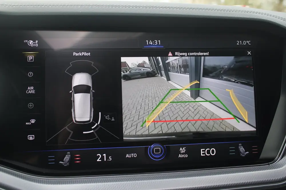 Volkswagen Touareg 3.0 TSi eHybrid 462pk 4MOTION R | Pano | uit 2020, foto 16